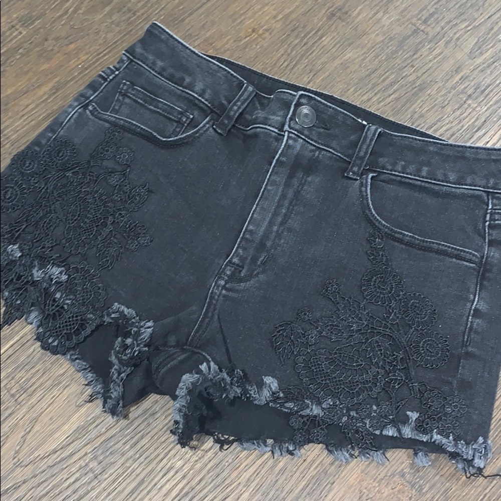 AE Hi-Rise Shortie Black Denim Shorts